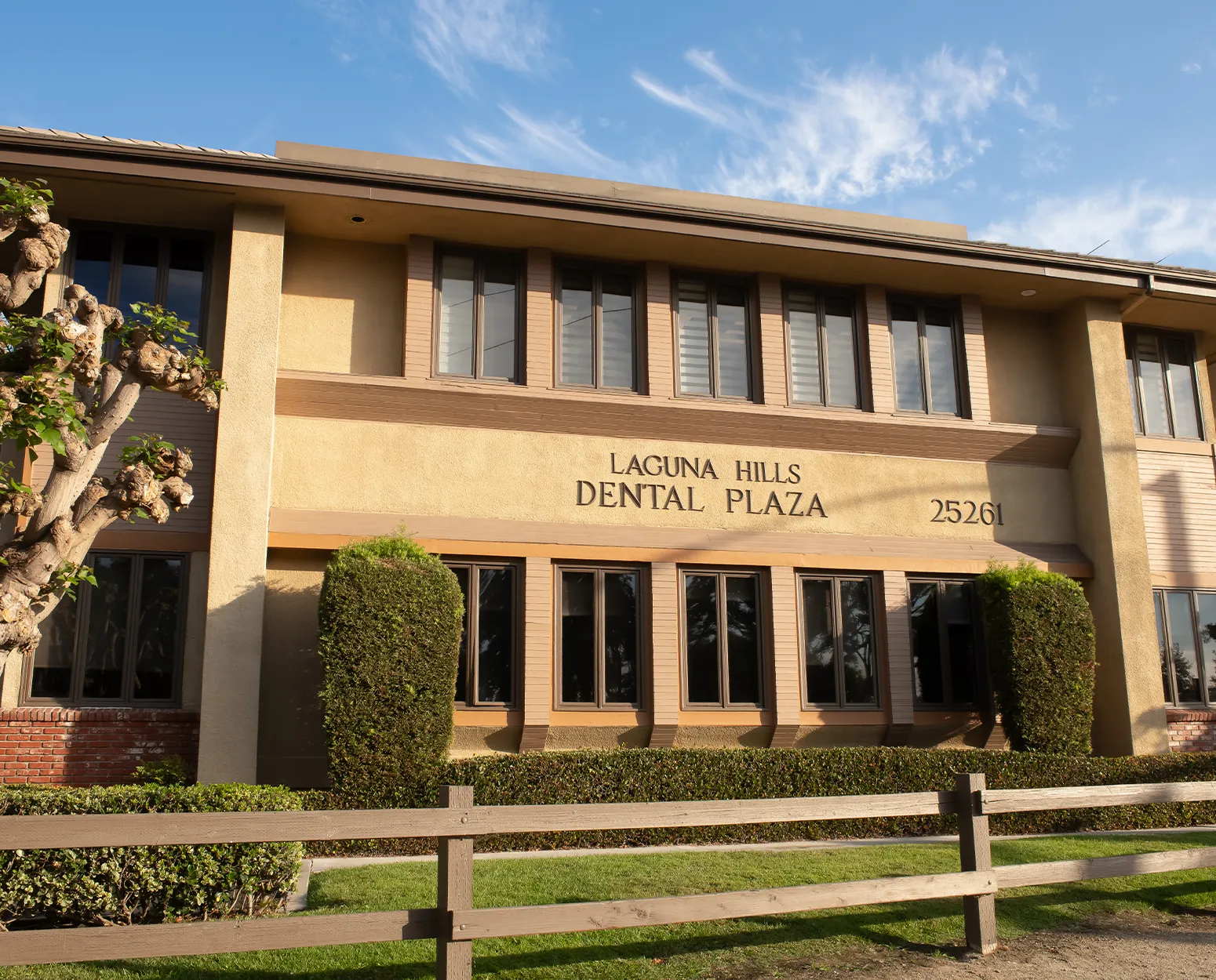 Laguna Hills Dental Plaza — Saddleback Valley Endodontics
